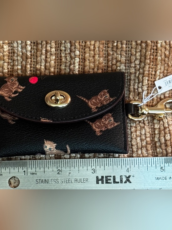 Coach Accessories - Coach Cat Print Trigger Snap Card Case NWTS